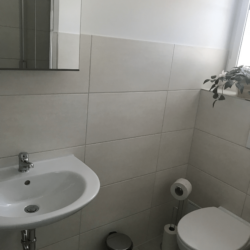 bungalow innenansicht badezimmer